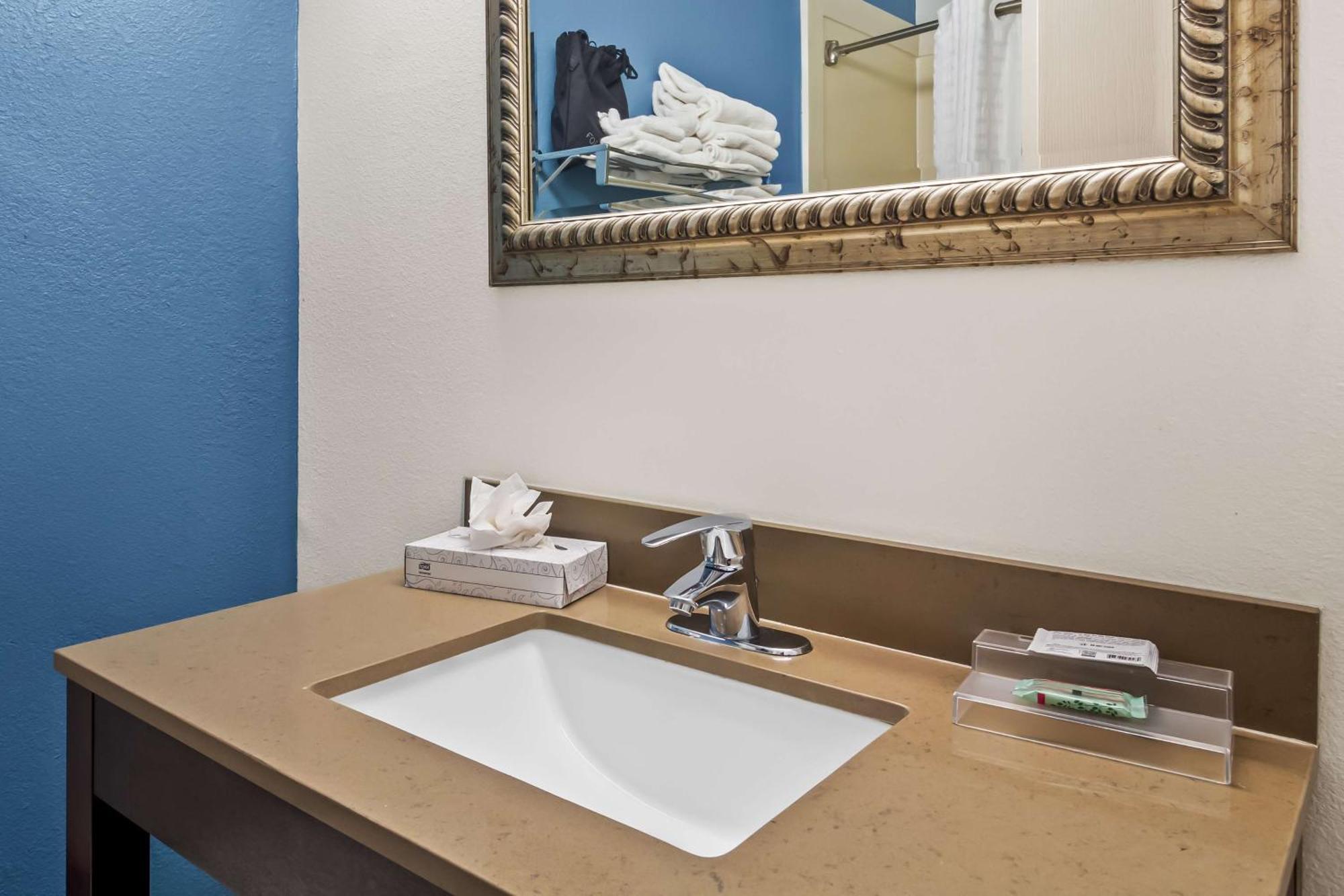 Sonesta Essential Iah Airport Jfk Boulevard - Newly Renovated Houston Extérieur photo